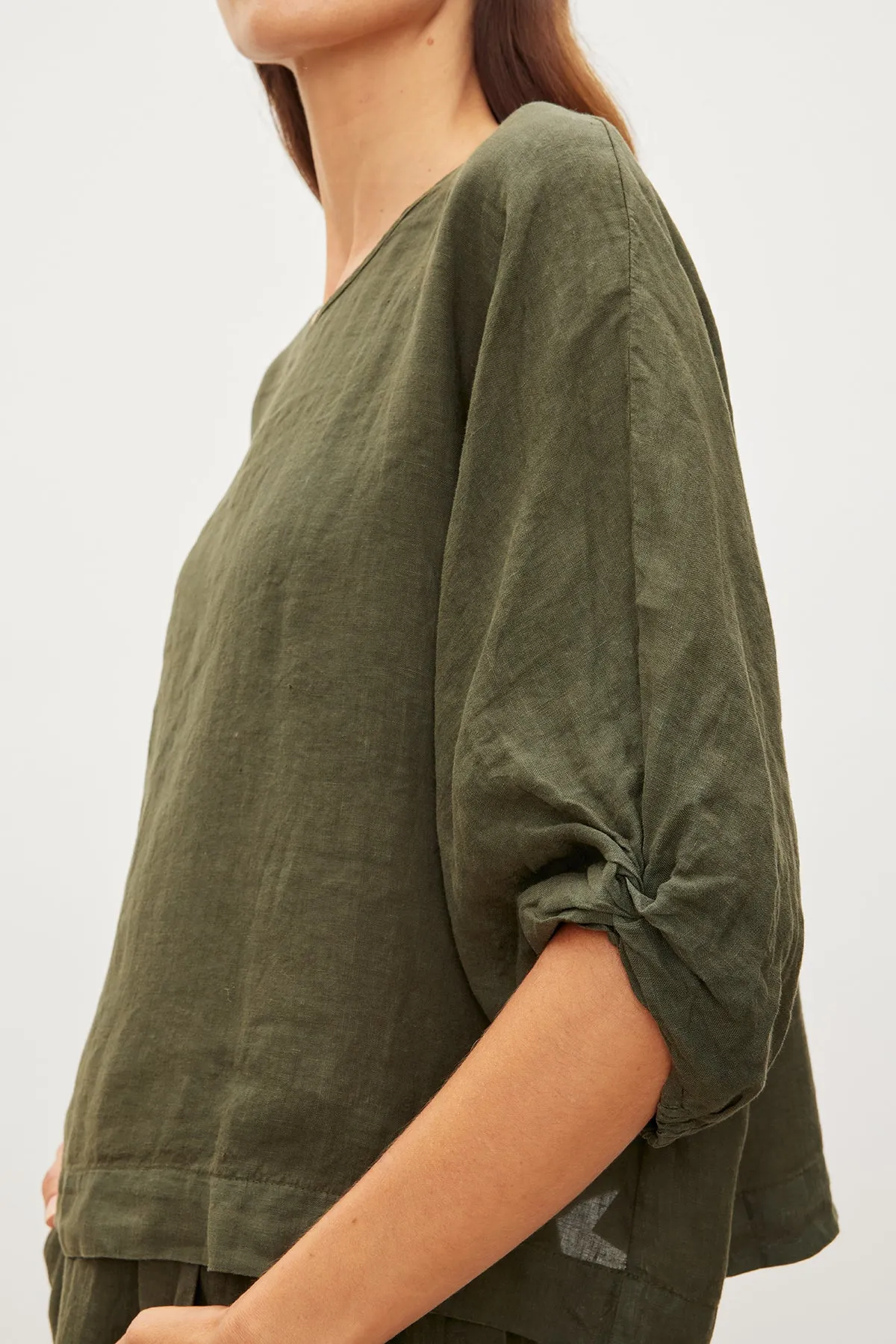 CASS LINEN CREW NECK TOP